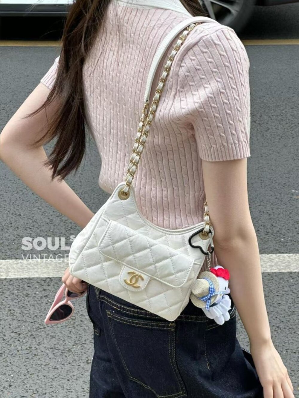 Classic CHANEL   bag: A Stylish and Versatile Choice for Elegance